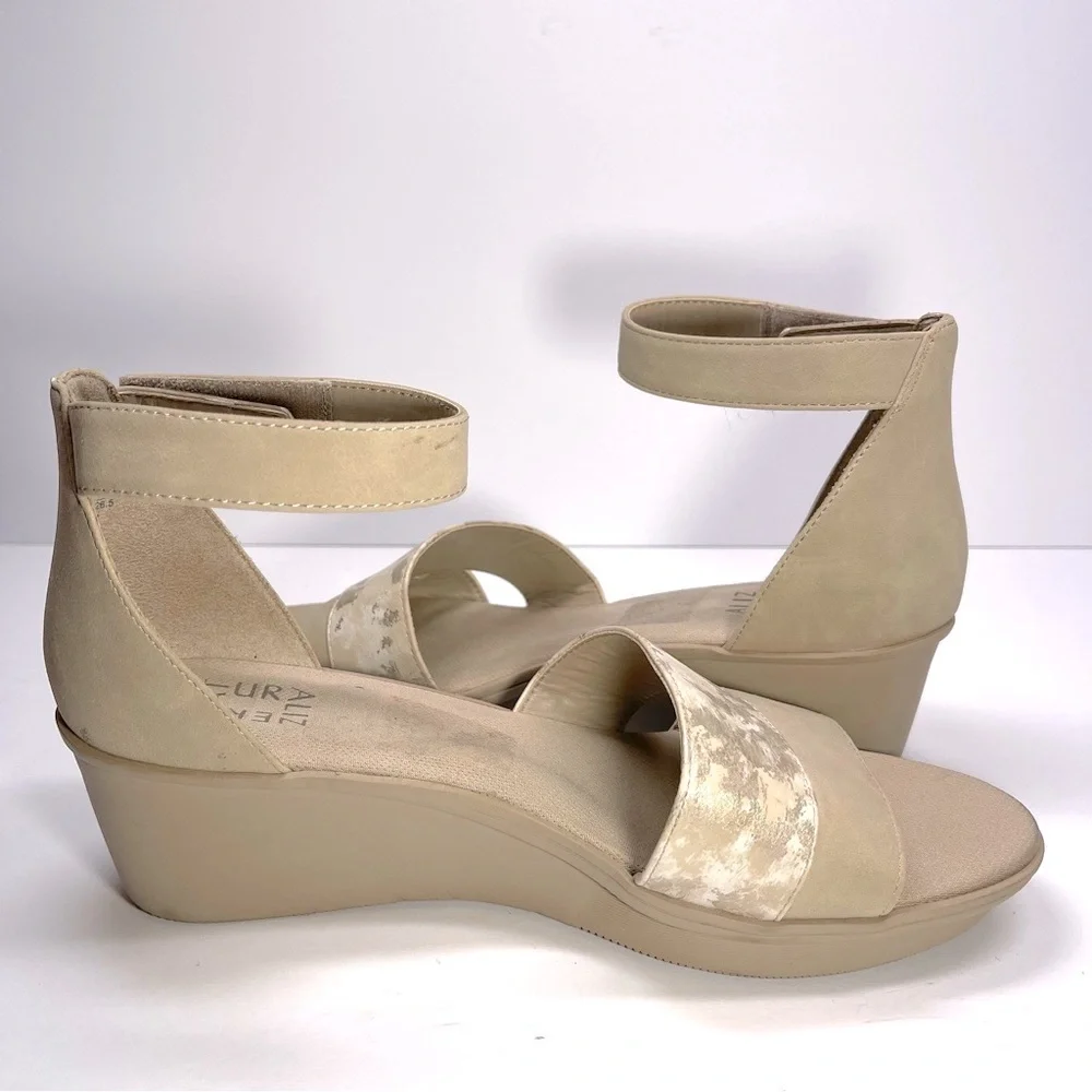 Naturalizer Sandals Women’s Size‎ 9 Nude Gold Theron Birchwood Ankle Strap